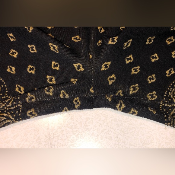 Free People Black and Gold Paisley Sweater Knit Leggings - S - Picture 11 of 15